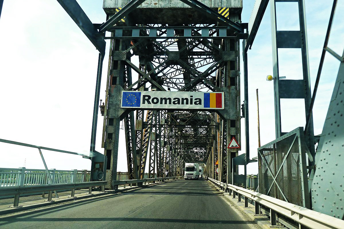 romania bridge border